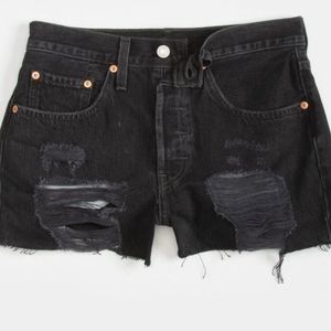 LEVI 501 shorts NWT 30